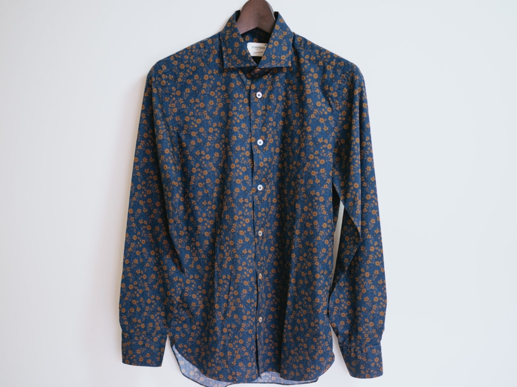 BORRIELLO(ボリエッロ)｜ナポリの花柄シャツを身にまとう「フラワープリントシャツ 7056/1」