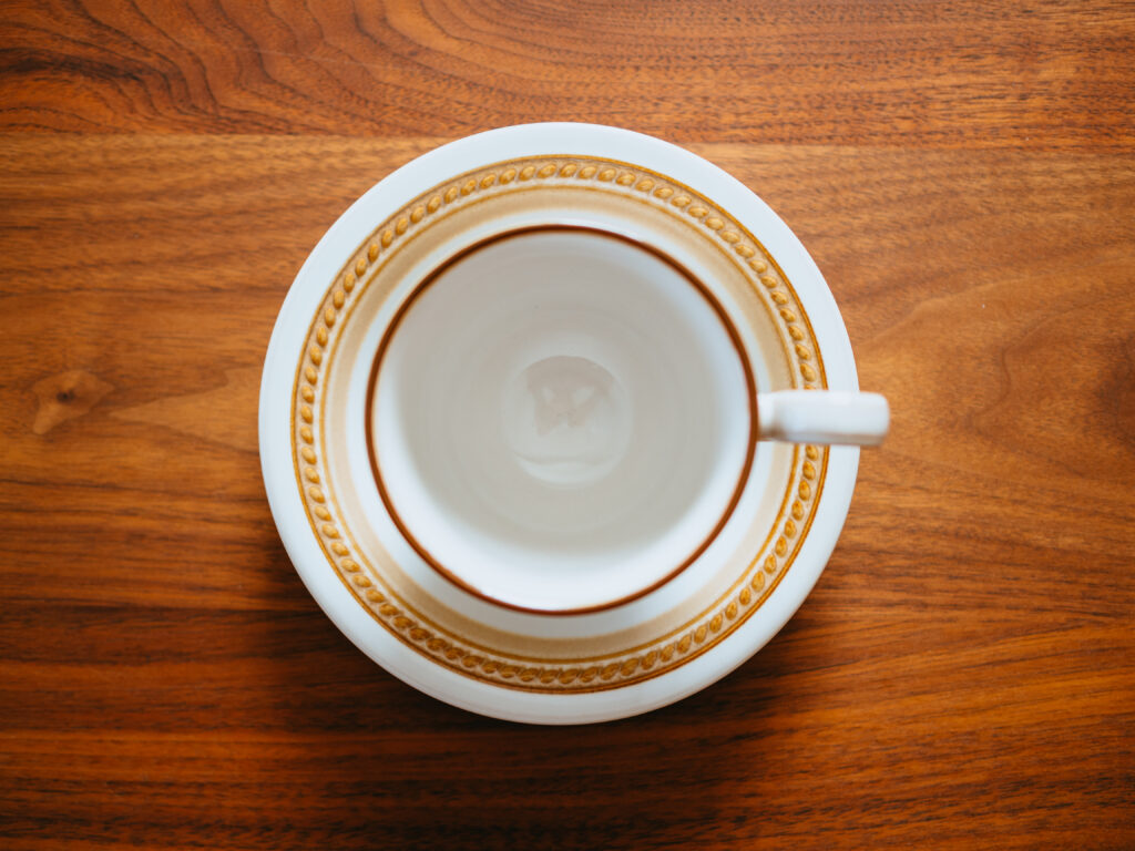 ヴィンテージ食器｜ノリタケのカップ＆ソーサー、パニョシン(PAGNOSSIN)のプレート皿