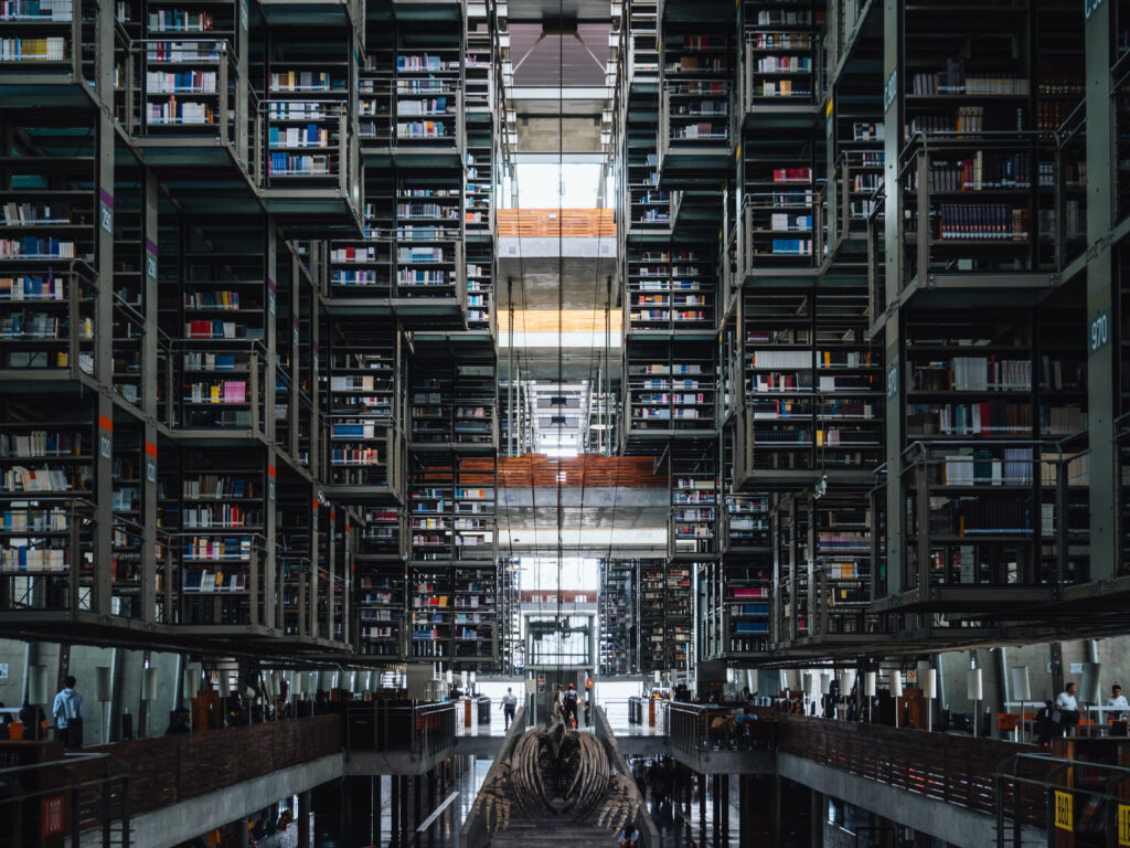 メキシコシティ観光｜美しい空中図書館「ヴァスコンセロス図書館」