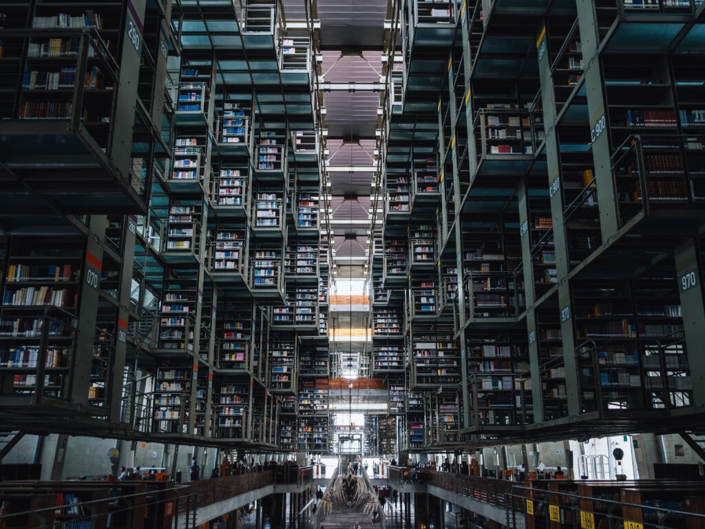 メキシコシティ観光｜美しい空中図書館「ヴァスコンセロス図書館」