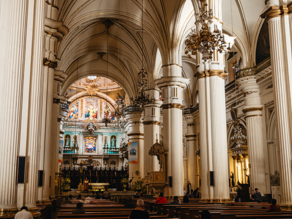 グアダラハラ大聖堂（Catedral de Guadalajara (Catedral Basílica de la Asunción de María Santísima)）