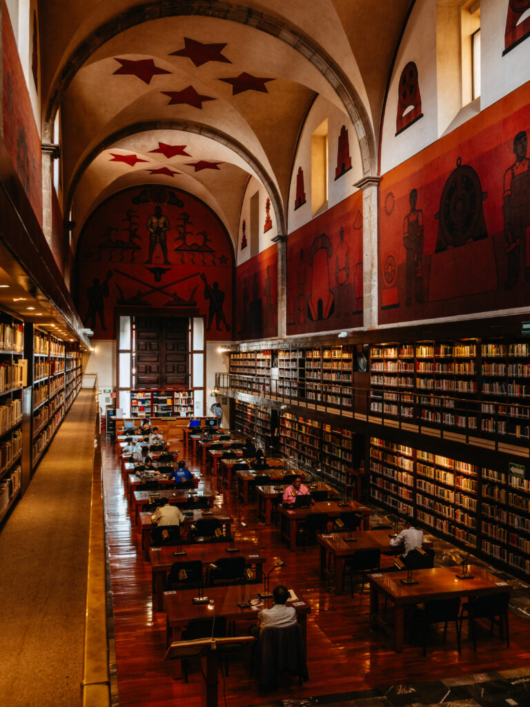 グアダラハラ公立図書館（Biblioteca Iberoamericana Octavio Paz）