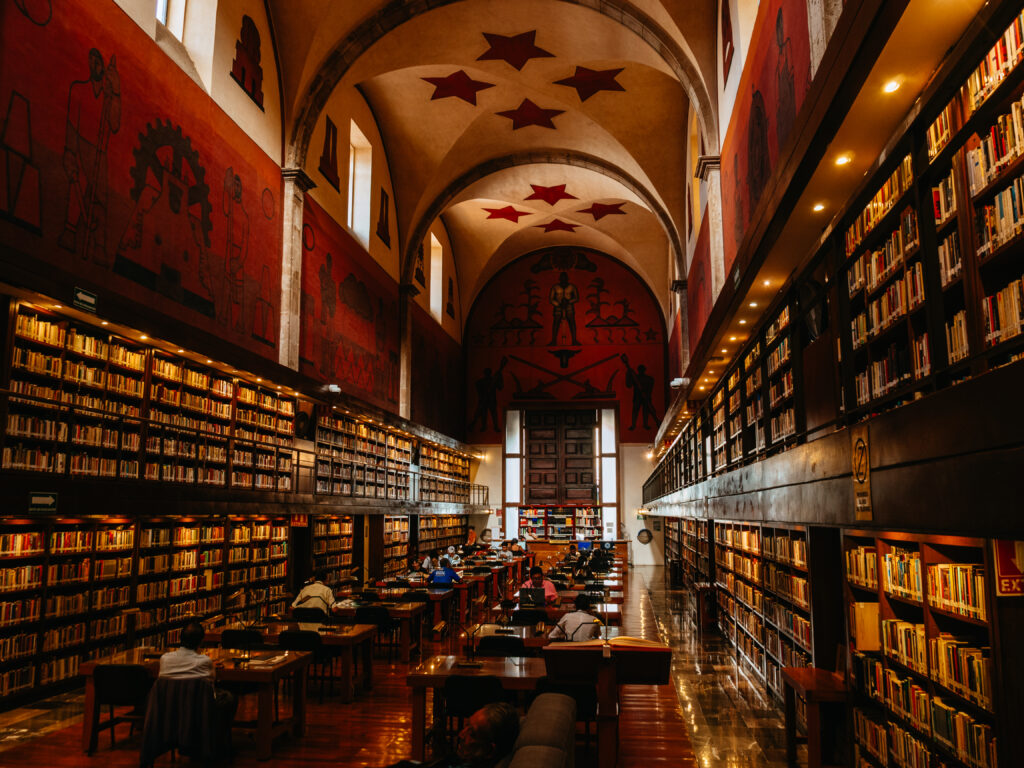 グアダラハラ公立図書館（Biblioteca Iberoamericana Octavio Paz）