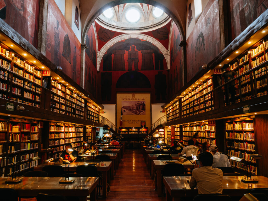 グアダラハラ公立図書館（Biblioteca Iberoamericana Octavio Paz）