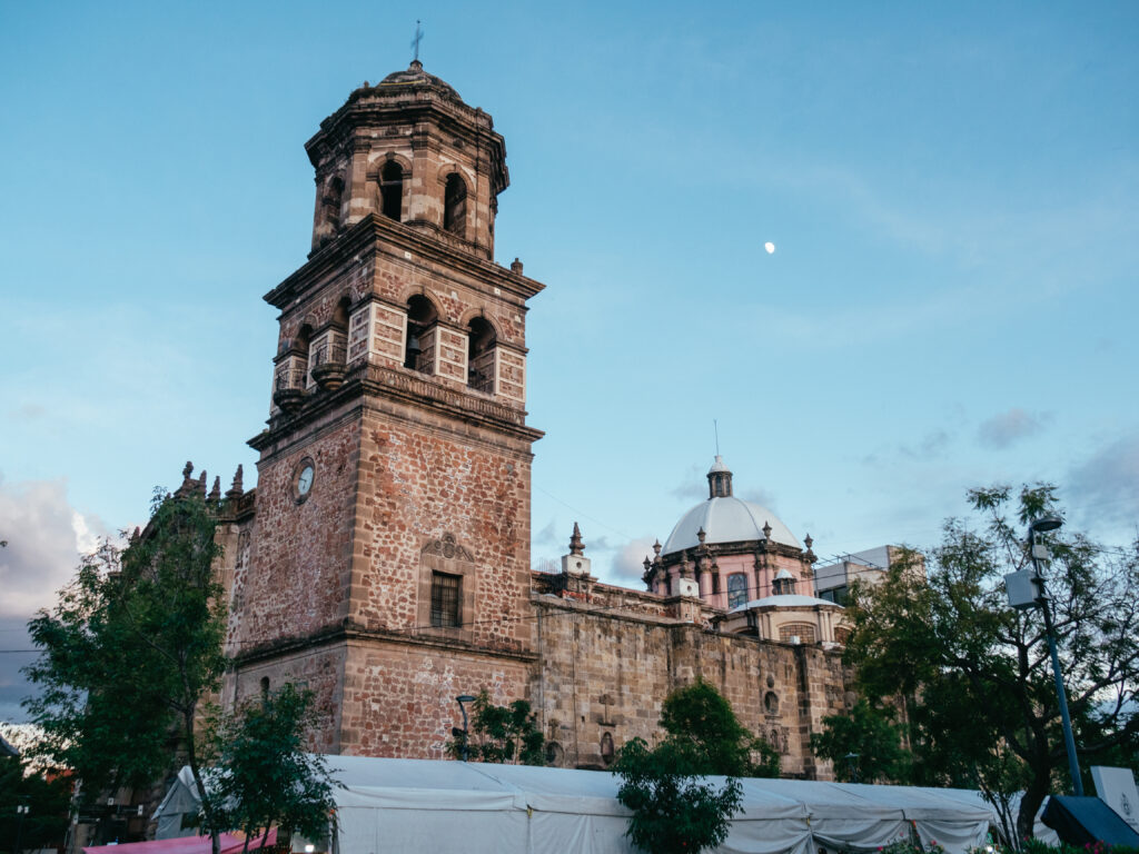 サンフランシスコ教会（Templo y Convento Franciscano de San Francisco de Asís）