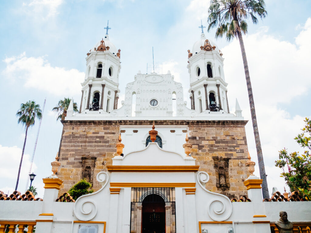 孤独の聖母聖堂（Santuario Nuestra Señora de la Soledad）