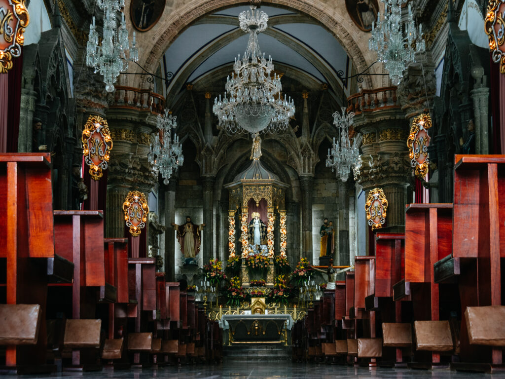孤独の聖母聖堂（Santuario Nuestra Señora de la Soledad）