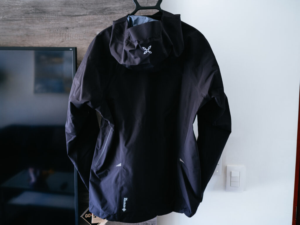 【レビュー】MONTURA（モンチュラ）｜人と被らないシェルジャケット「MAGICA GTX PRO」