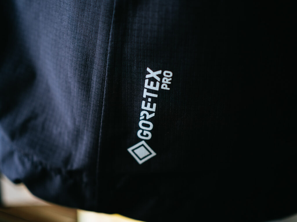 【レビュー】MONTURA（モンチュラ）｜人と被らないシェルジャケット「MAGICA GTX PRO」