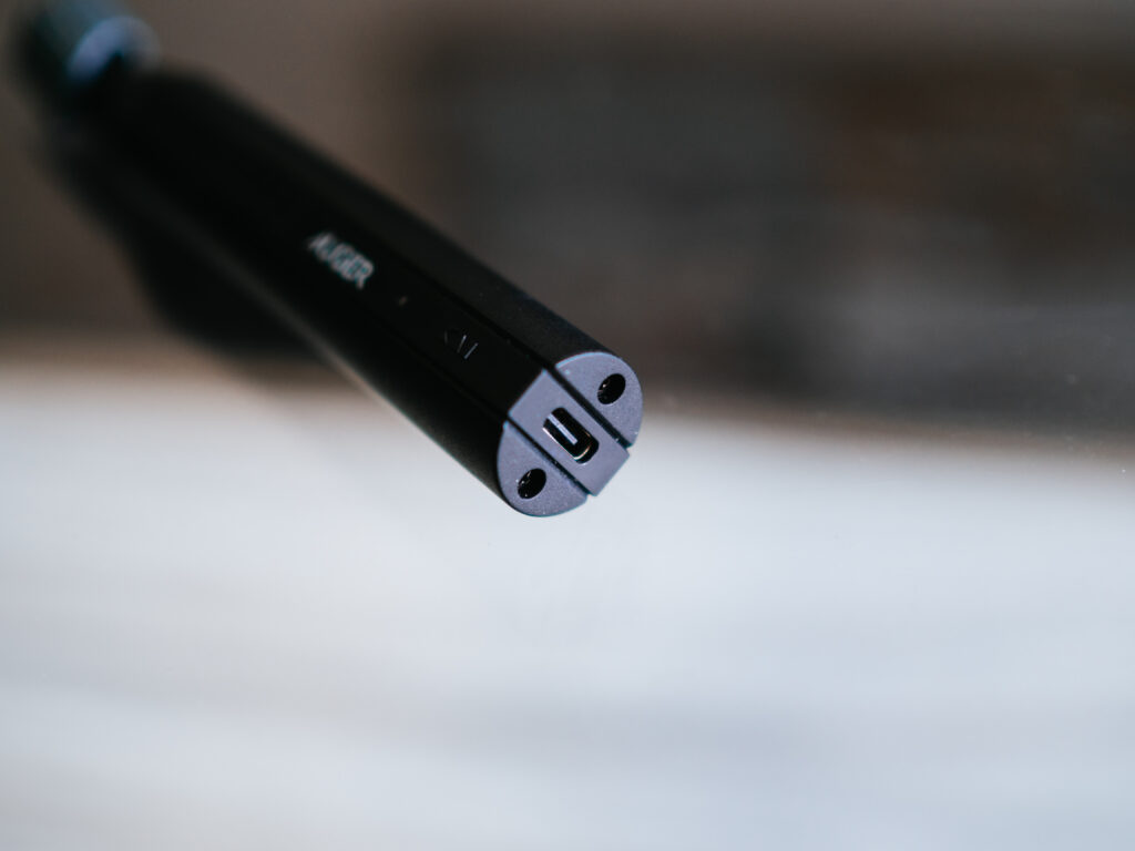 【レビュー】AUGER(オーガー)|眉、鼻、産毛に1本でマルチに使える電動トリマー