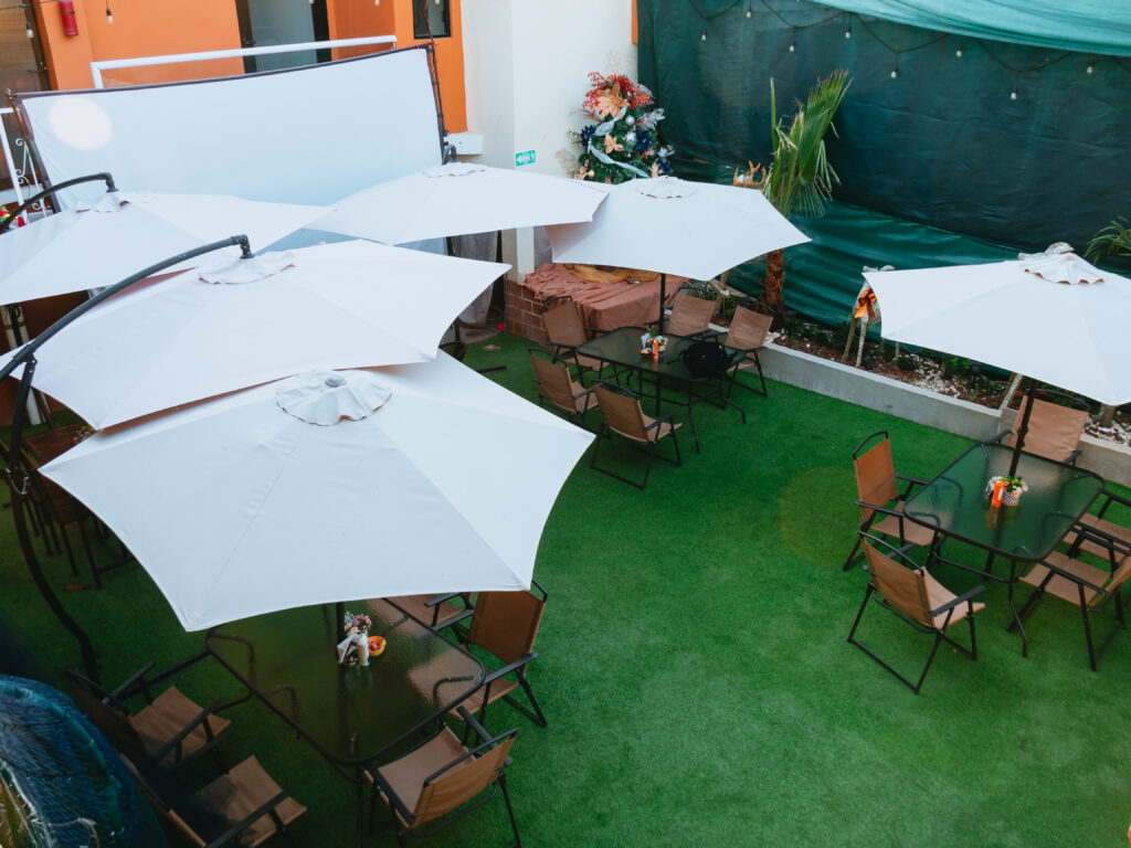 2日目朝食:Cafetería los abuelos