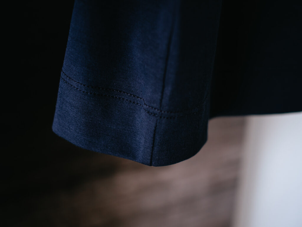 【レビュー】Cruciani（クルチアーニ）｜ストレッチ素材のクルーネックTシャツ