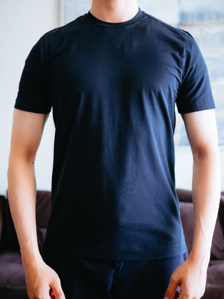 【レビュー】Cruciani（クルチアーニ）｜ストレッチ素材のクルーネックTシャツ
